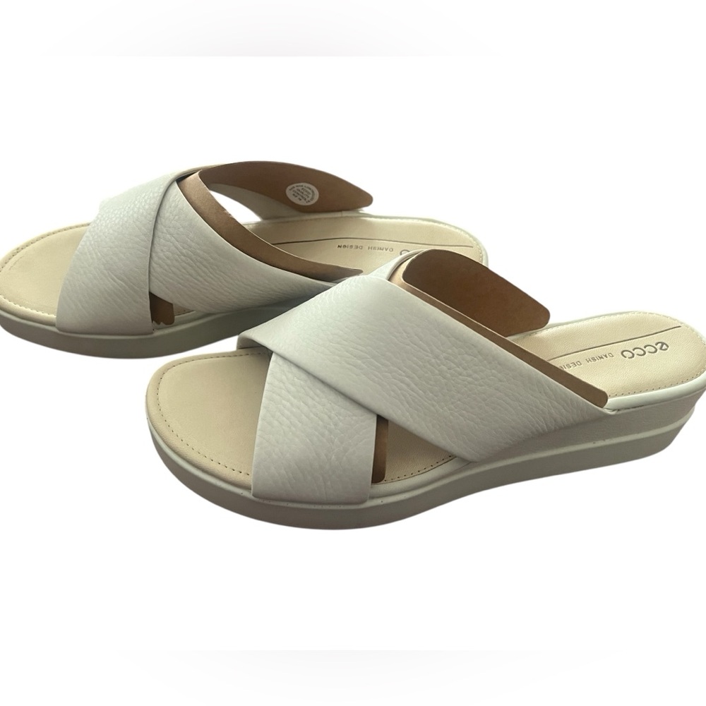 Ecco White Crisscross Slide Sandals